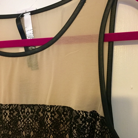 NWT Kensie Black and Tan Lace Dress - Picture 5 of 5